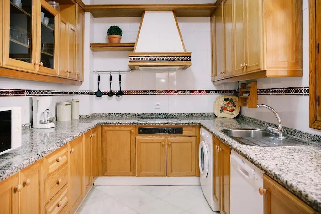Apartment Wonderful 3 Bedroom Flat In The Heart Of Triana Seville