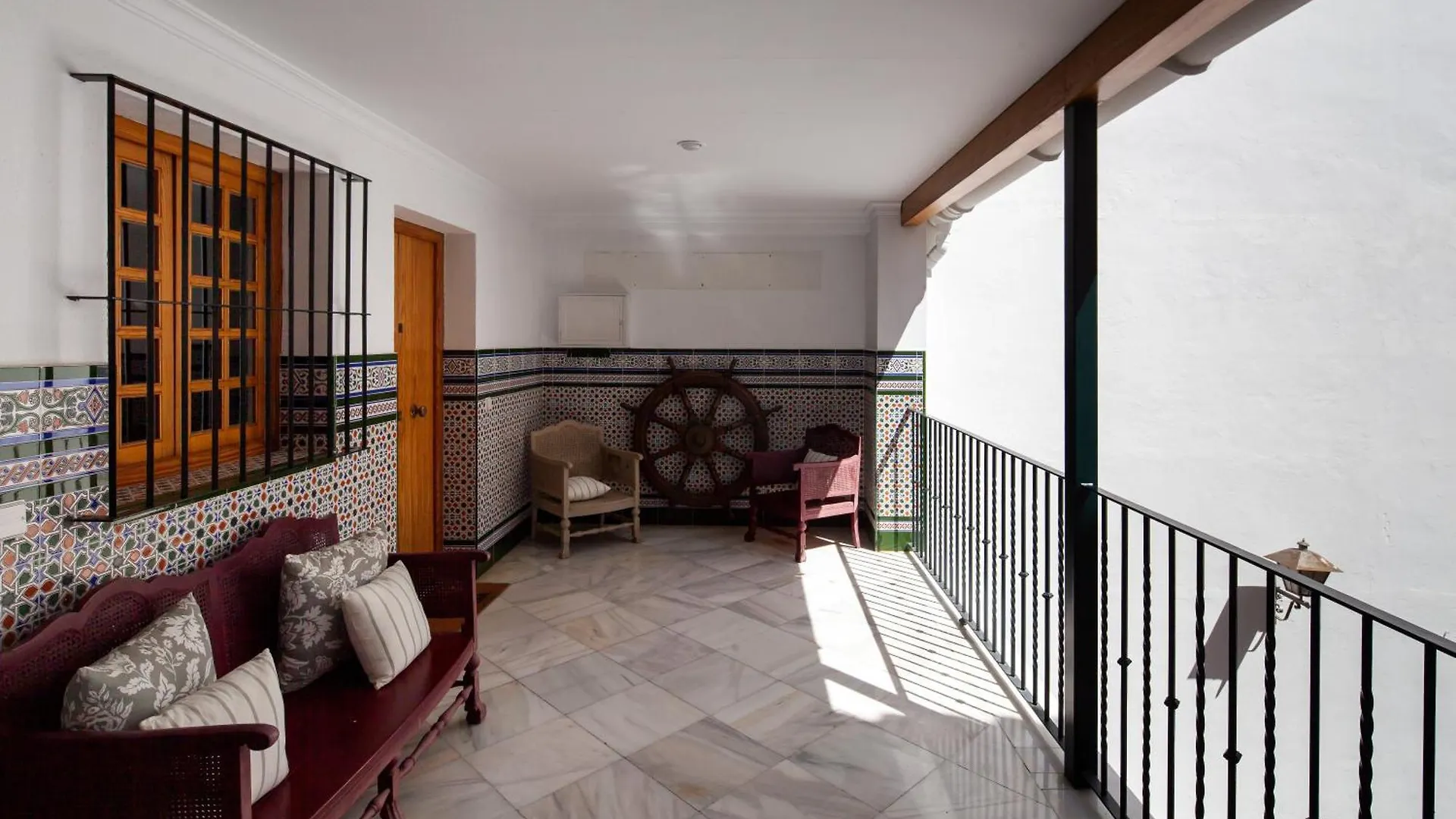 Apartment Wonderful 3 Bedroom Flat In The Heart Of Triana Seville Spain