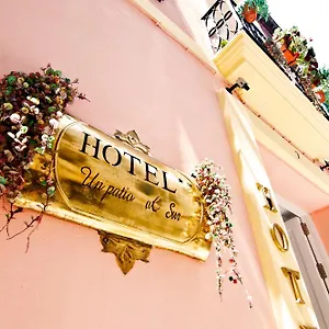 2* Otel Un Patio Al Sur