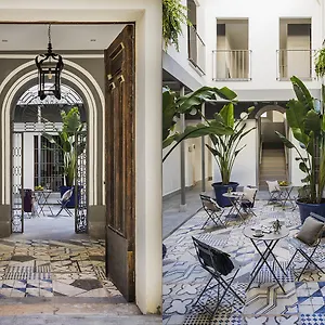 Matahacas Pool & Luxury Sevilla