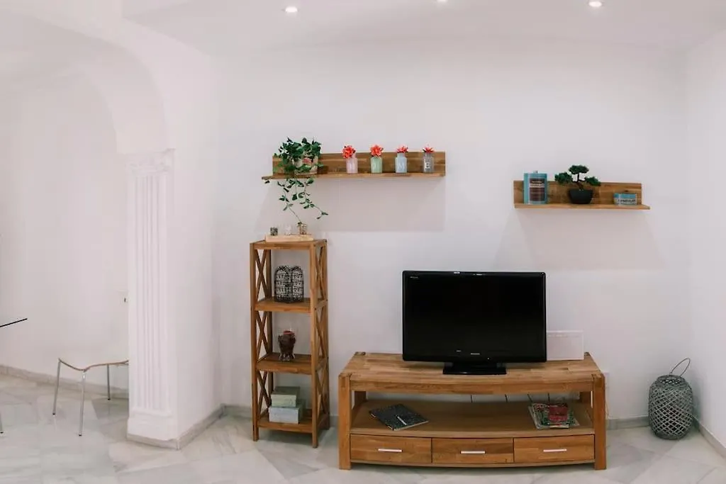 Apartment Wonderful 3 Bedroom Flat In The Heart Of Triana Seville